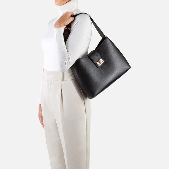 Geox černá kabelka Solangy D26KSA00046C9999