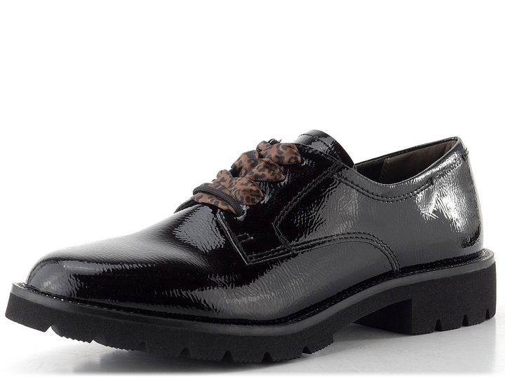 Tamaris lakované polobotky na hrubé podešvi black 1-23649-47