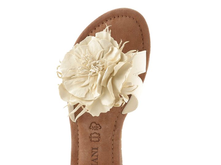 Lazamani pantofle se střapatou květinou Zinnia offwhite LA33765
