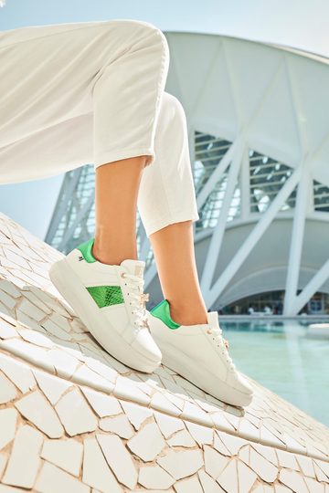 Rieker Revolution tenisky na platformě Weiss/Apfel W1202-81