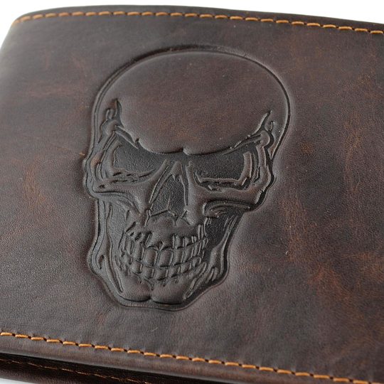 Pánská peněženka s ražbou lebky temně hnědá 66-3701/M