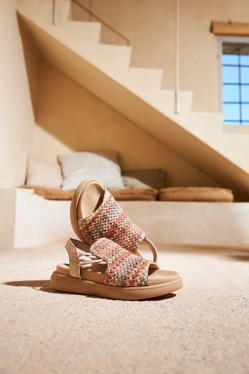 Rieker farebné sandále Multi/Ginger V1541-90