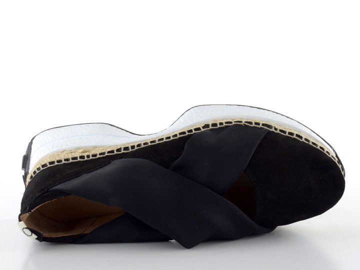 Gaimo prozouvací polobotky Marcela pesca baby negro