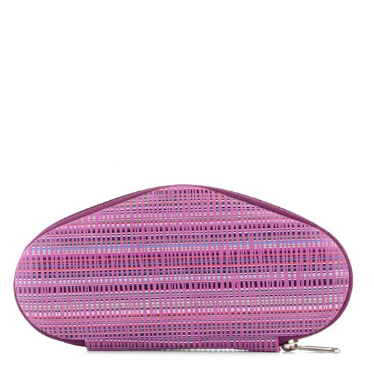 Růžová manikúra se Solingen nůžkami