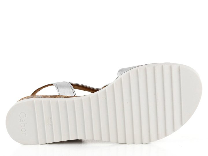 Gabor metalické sandály na klínu Silber 62.751.10