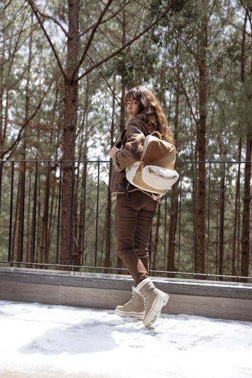 Remonte městský batoh s ledvinkou crema/sand/reh/ivory Q0533-61