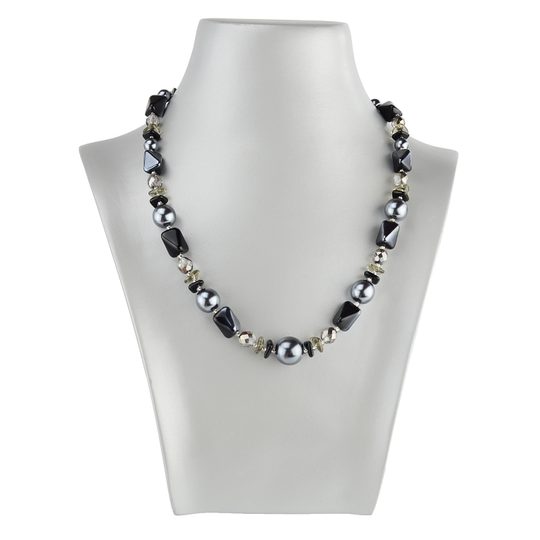 Náhrdelník zo sklenených kameňov čierny/hematit