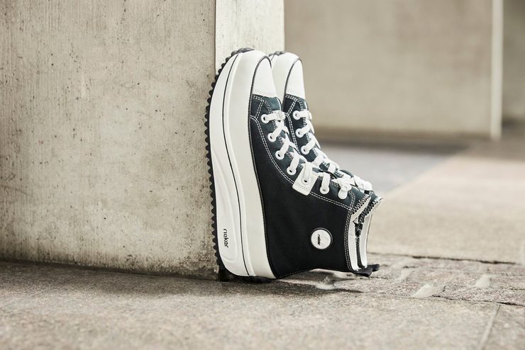 Rieker plátené tenisky na platforme čierne 90010-00