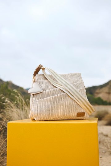 Rieker crossbody kabelka se srdcem muschel/palegold H1004-62