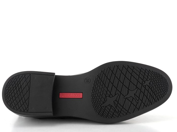 Pikolinos dámské polobotky Puertollano Black W3C-4867