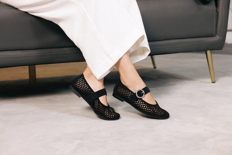 Remonte prořezávané baleríny s nártovým páskem černé D0K18-02