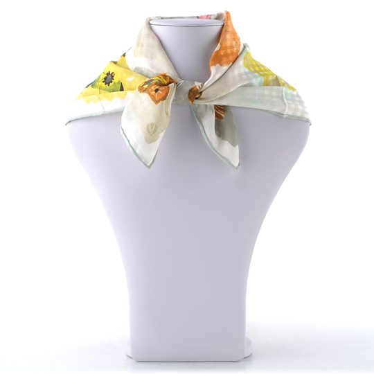 Fraas hedvábný šátek s motýlky 612026-615