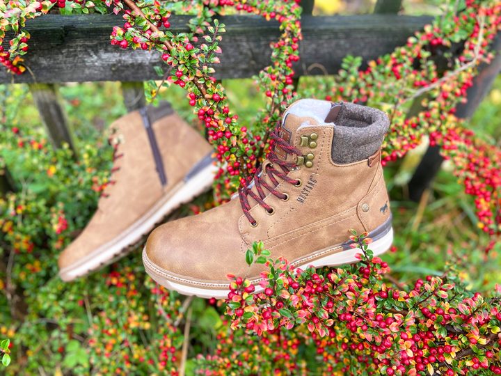 Mustang vyteplený pánský šněrovací kotník Braun 4141-610-003