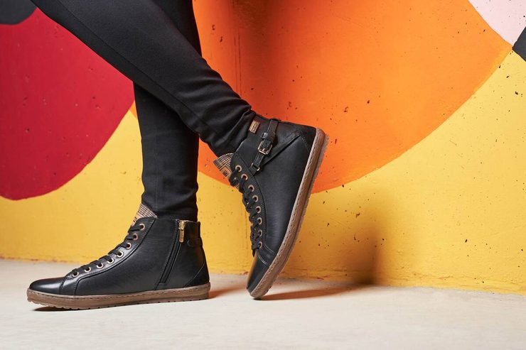 Pikolinos černý kotník s barevným jazykem 901-7312 Black