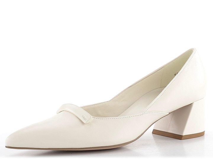 Högl lodičky na širokom podpätku Creme 8-104510