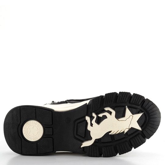 Mustang šněrovací kotník černý 1481-606-009