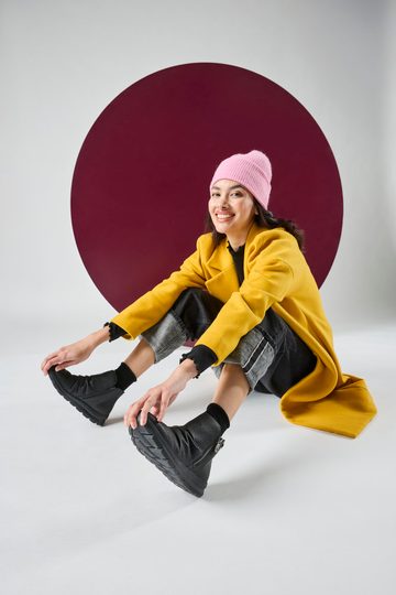 Rieker řasený kotník se zipem a membránou černý Z0056-00