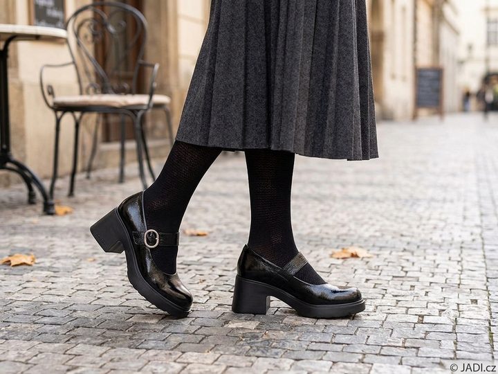 Wonders lakované lodičky na širokém podpatku negro E-7142