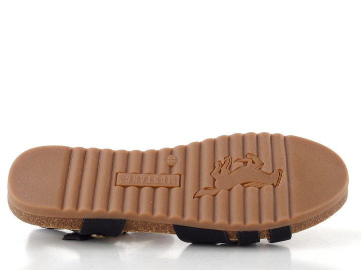 Mustang páskové sandály black 26M0162014