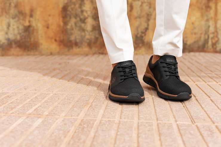 Bugatti černé pánské polobotky 341-AFA01-6900