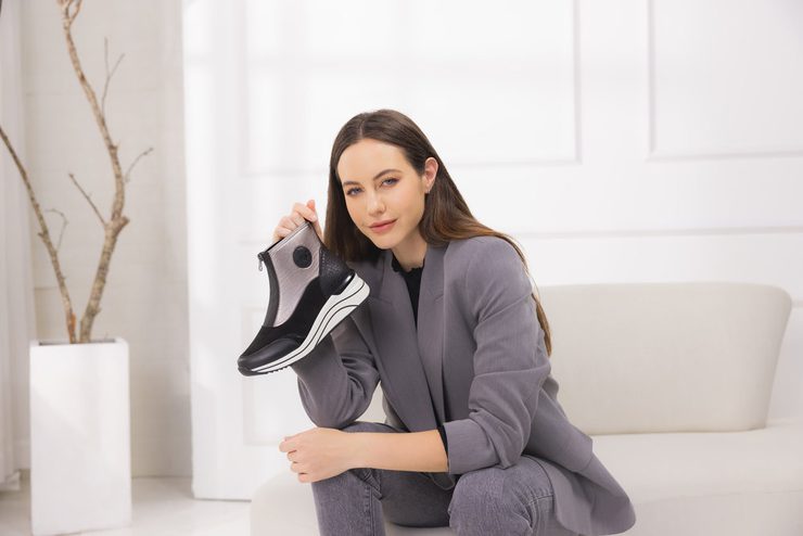 Remonte nazúvacia členková obuv čierna/strieborná D0T78-03