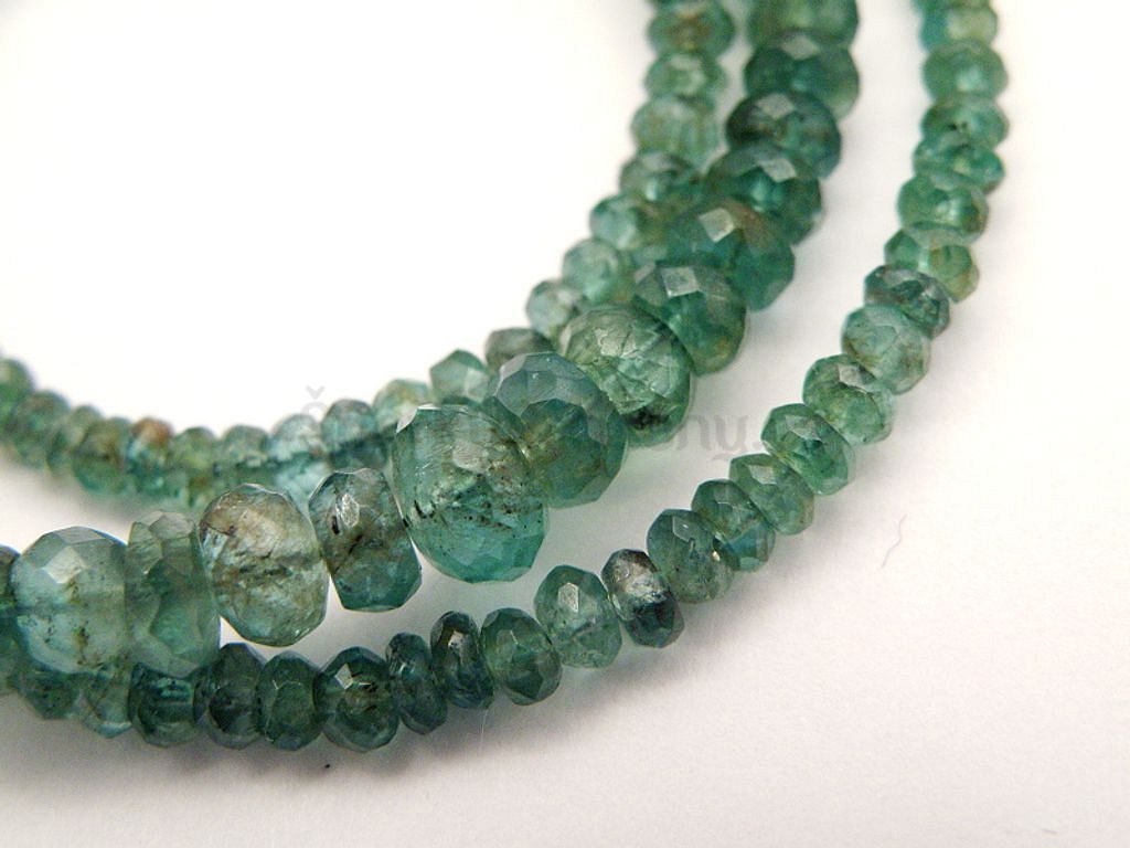 Náhrdelník Smaragd facetovaný - Fasetovaný smaragdový náhrdelník - Šperky  pro ženy