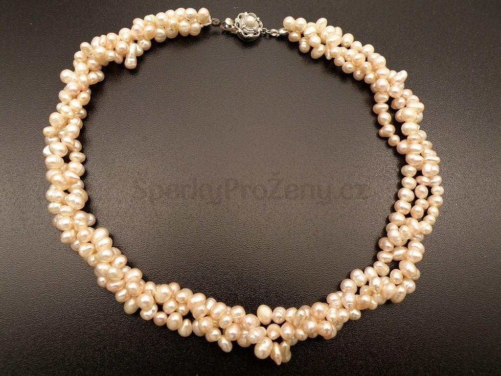 Náhrdelník perly trojřadý světlý - perlový náhrdelník - Šperky pro ženy