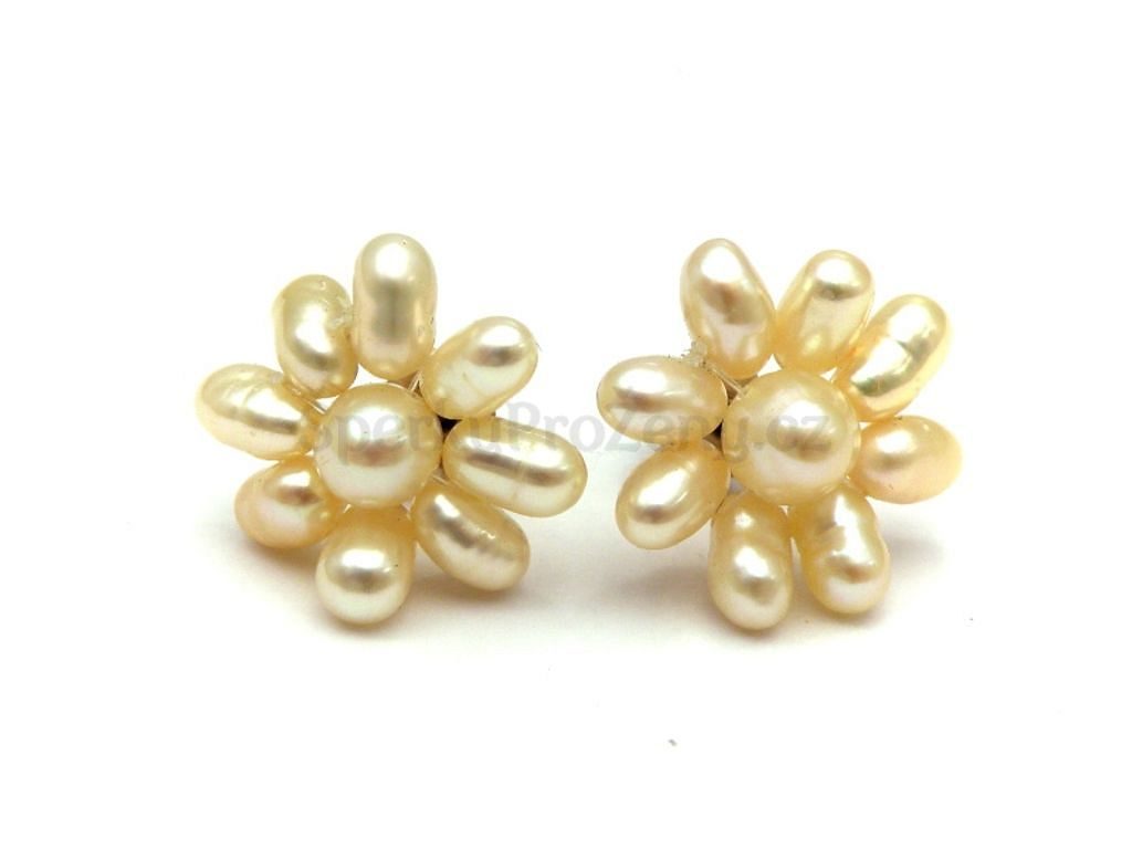 Náušnice Perly kytička větší - perlové - Šperky pro ženy