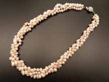 Náhrdelník perly trojřadý