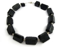 Černý turmalín masivní náhrdelník
