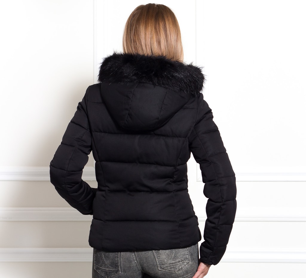 Glamadise.sk - Dámska zimná bunda čierna krátka so zdobením - Due Linee -  Zimné bundy - Dámske oblečenie - GLAM, protože chci být odlišná!
