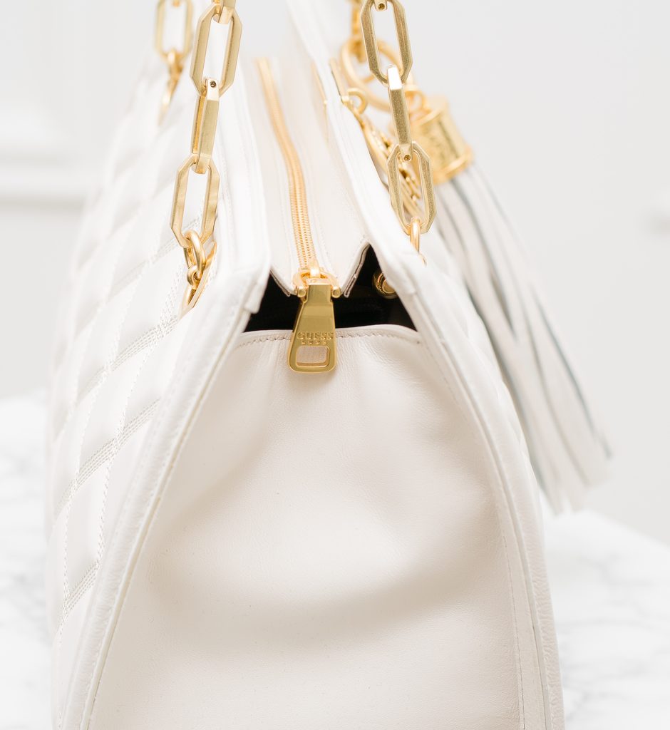 Glamadise - Italian fashion paradise - Real leather shoulder bag Guess Luxe  - White - Guess Luxe - Shoulder bags - Leather bags - Glamadise - italian  fashion paradise