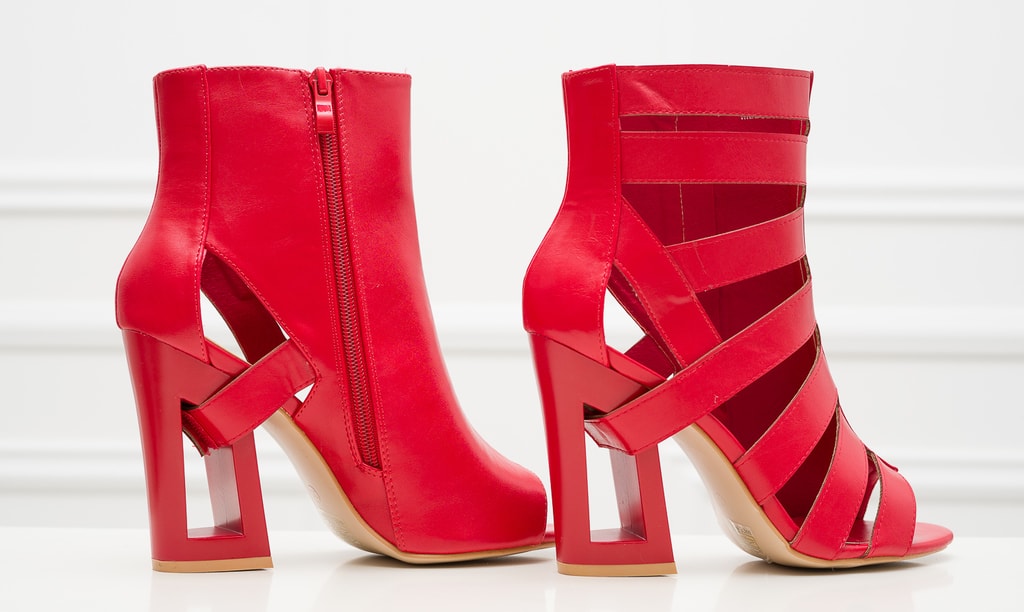 Dámské páskové sandály na podpatku červené - GLAM&GLAMADISE - Kotníkové -  Dámská obuv - GLAM, protože chci být odlišná!
