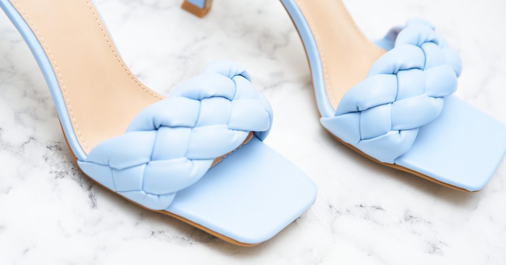 Dámské pletené pantofle na podpatku - světle modrá - GLAM&GLAMADISE -  Sandály - Dámská obuv - GLAM, protože chci být odlišná!