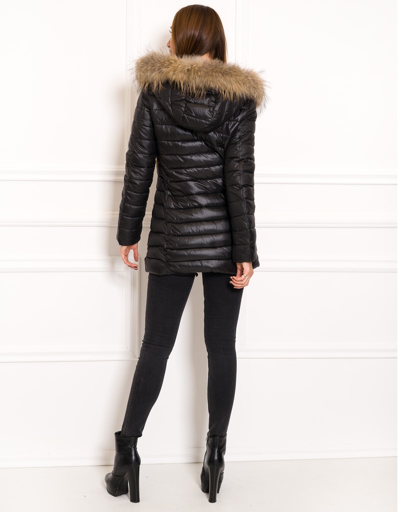 Glamadise.sk - Zimná bunda s pravou kožušiny po celý dĺžka čierna - Due  Linee - Zimné bundy - Dámske oblečenie - GLAM, protože chci být odlišná!