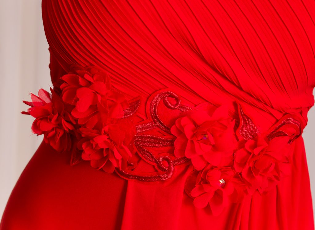 Společenské dlouhé šaty bez ramínek s květy - červená - Luccama - Dlouhé  společenské šaty - Šaty, Dámské oblečení - GLAM, protože chci být odlišná!