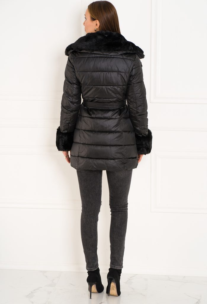 Dámská bunda s kožešinovým límcem a rukávy černá - Due Linee - Zimní bundy  - Dámské oblečení - GLAM, protože chci být odlišná!