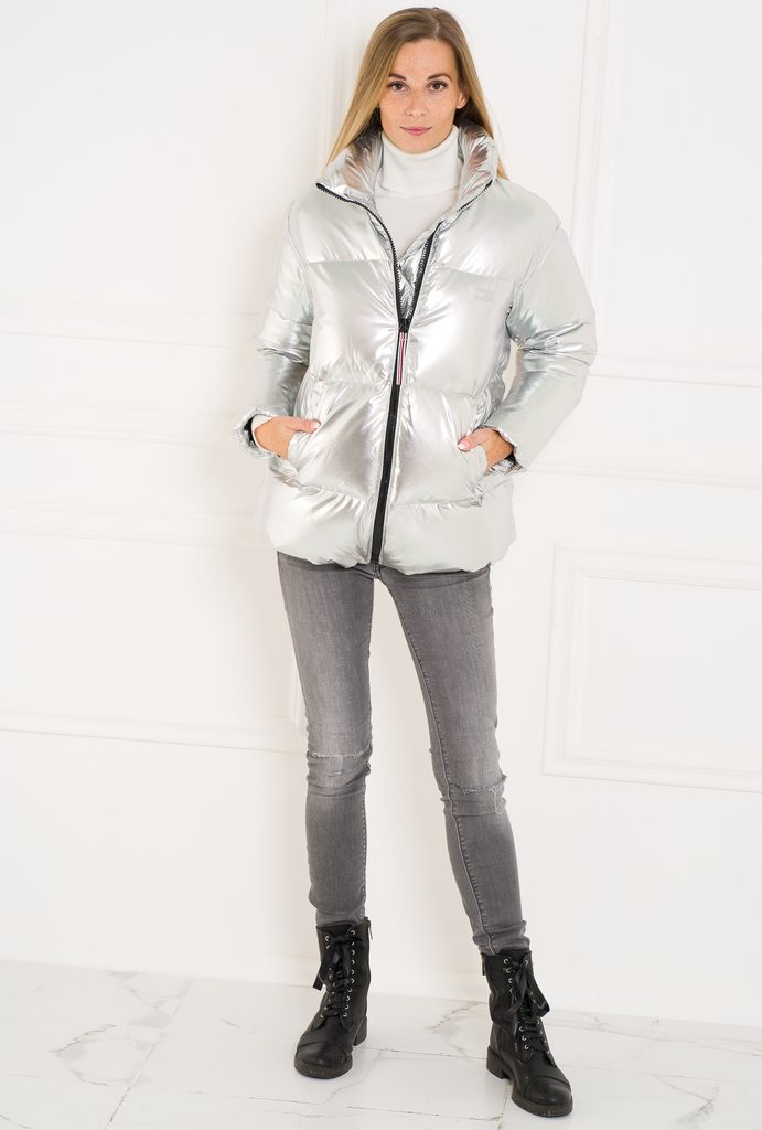 Tommy Hilfiger dámská péřová bunda stříbrná - Tommy Hilfiger - Zimní bundy  - Dámské oblečení - GLAM, protože chci být odlišná!