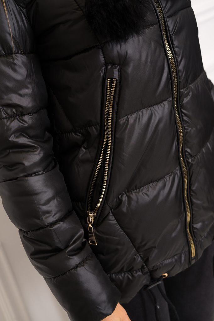 Glamadise.sk - Dámska čierna zimná bunda so zlatými zipsami - Due Linee -  Poslední kusy - Zimné bundy, Dámske oblečenie - GLAM, protože chci být  odlišná!