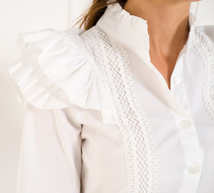 Dámská košile s volánky - bílá - Glamorous by Glam - Topy a halenky -  Dámské oblečení - GLAM, protože chci být odlišná!