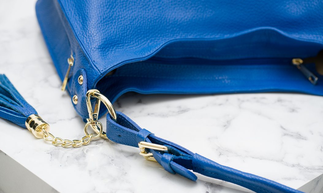 80s Blue Exotic Leather Shoulder Bag, Gold Hardware, Finesse La Model – The  Hip Zipper Nashville