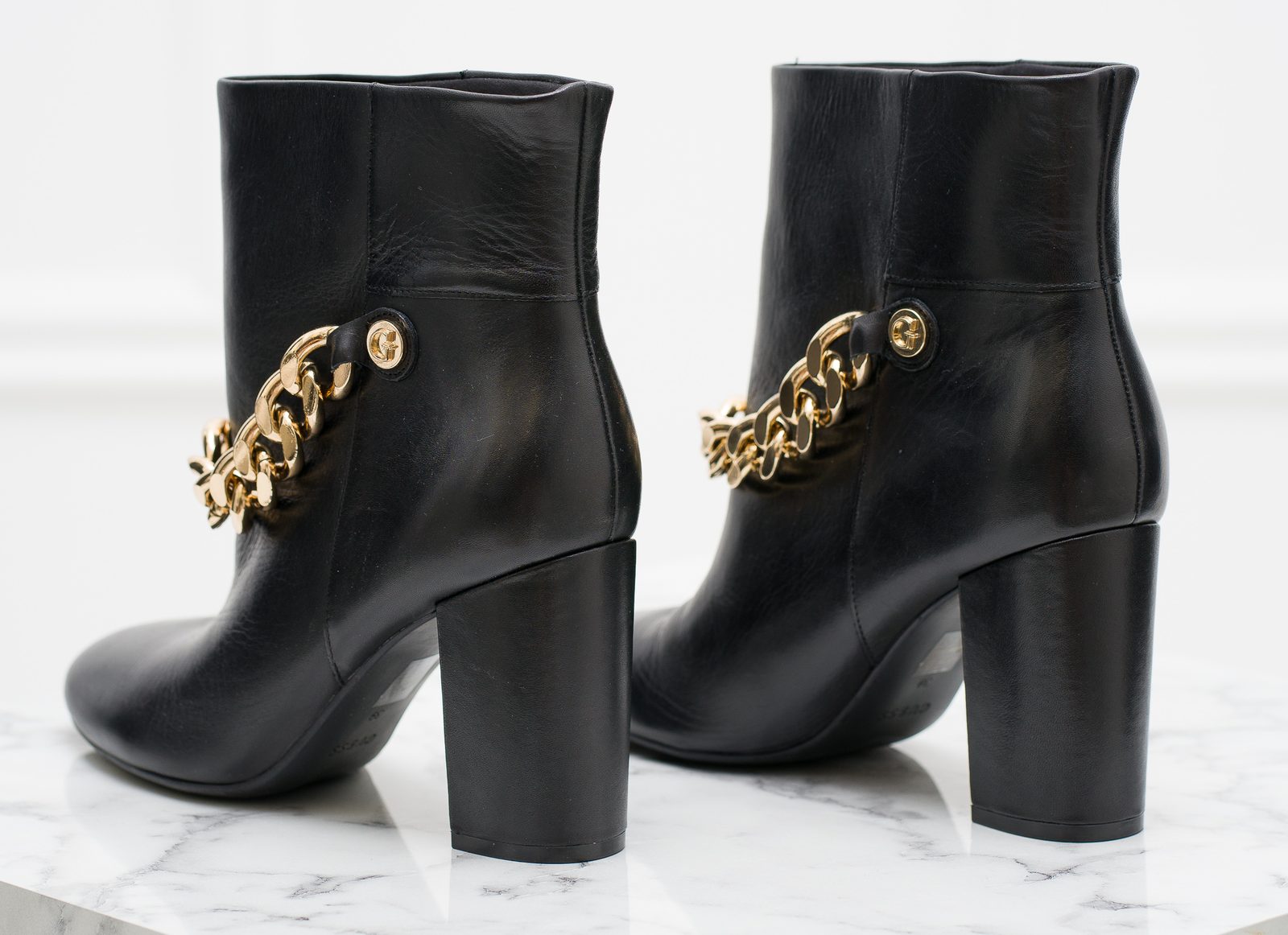 Glamadise - Italian fashion paradise - Boots Guess - Black 