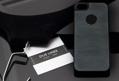Pokrowiec dla iPhone 5/5S/SE Due Linee - czarny