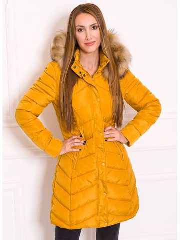 Dámská vypasovaná zimní bunda s pravým mývalovcem - žlutá -