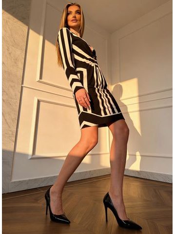 Guess by Marciano krátké šaty černo - bílá -
