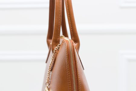 Dámska kožená kabelka zo safiánové kože - COYOTE -