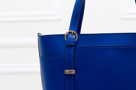 Dámska kožená kabelka s jednou prackou na strane matná - kráľovská modrá -