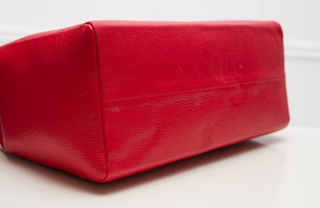 Dámská kožená kabelka jednobarevná se zipem - červená -