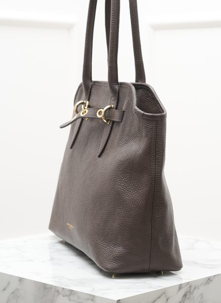 Kožená kabelka přes rameno tmavě hnědá -