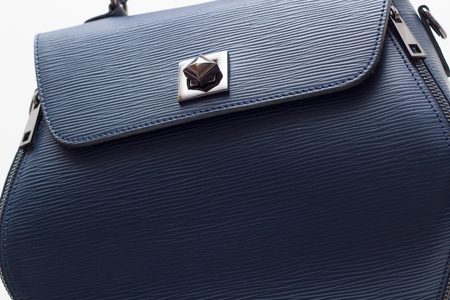 Dámska malá luxusná kabelka so zipsom okolo - modrá -